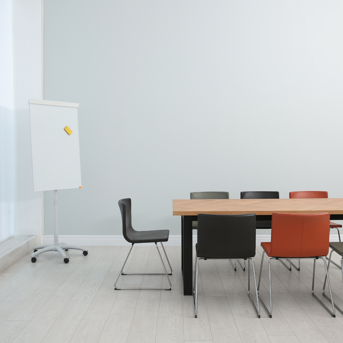 Konferenztechnik mieten in Stuttgart: Ihr Profi-Verleih für Event-Equipment